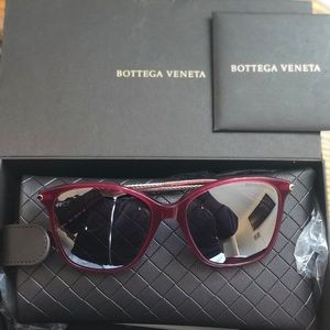 Bottega Veneta Oversized Sunglasses